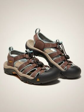 KEEN Brown and Light Blue Closed-Toe Outdoor Sandals 1003481 Women’s